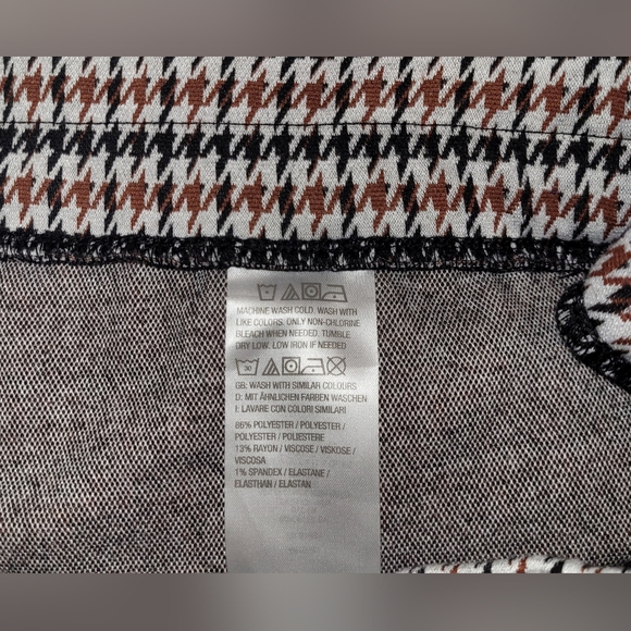 GRAVER Susan Graver PM Jacquard Knit AVA Slim Ankle Pants in Umber/Black - Picture 8 of 9